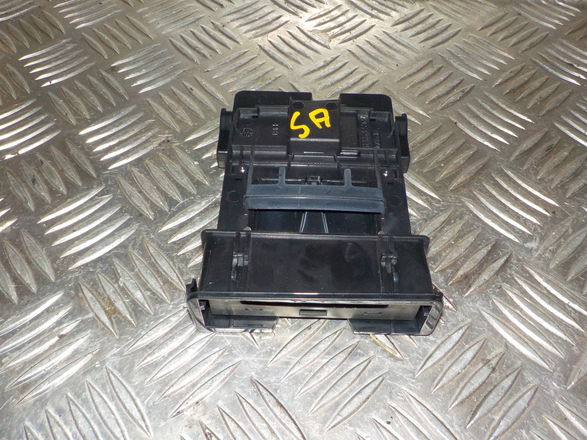 Renault Laguna 3 Ratlås Med OEM Nr. A2C53299319 Fra Renault Ophugger