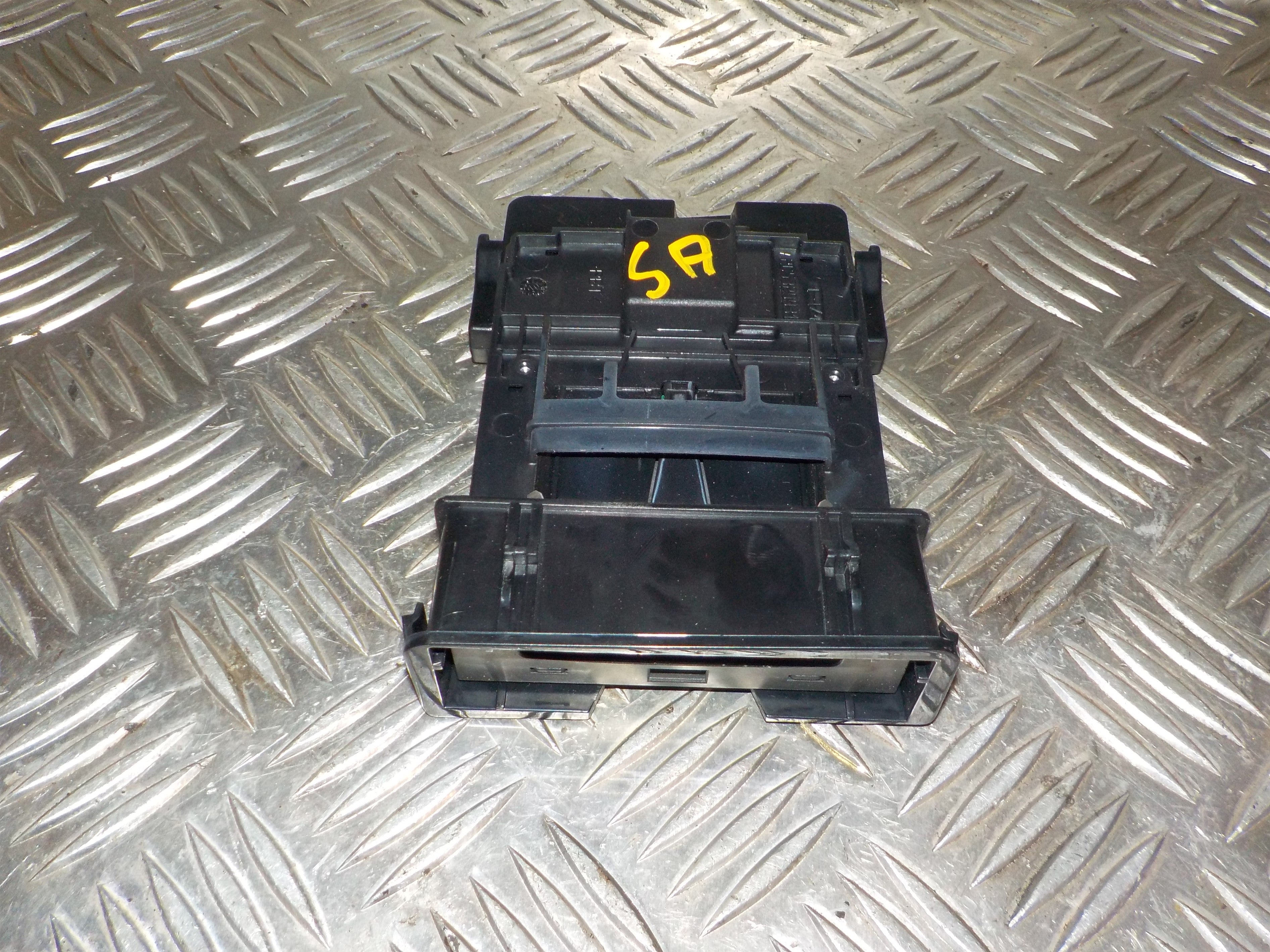 Renault Laguna 3 Ratlås Med OEM Nr. A2C53299319 Fra Renault Ophugger