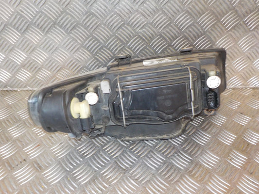 Seat Leon 1M Forlygte Med OEM Nr. 1M1941015 Fra Seat Ophugger