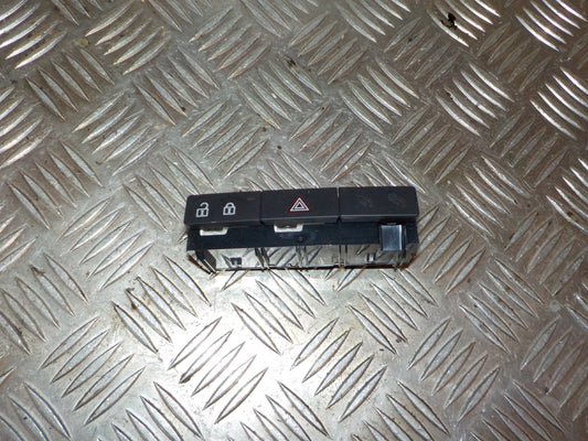 Opel Meriva B Kontakt Katastrofe Med OEM Nr. 13287826 Fra Opel Ophugger