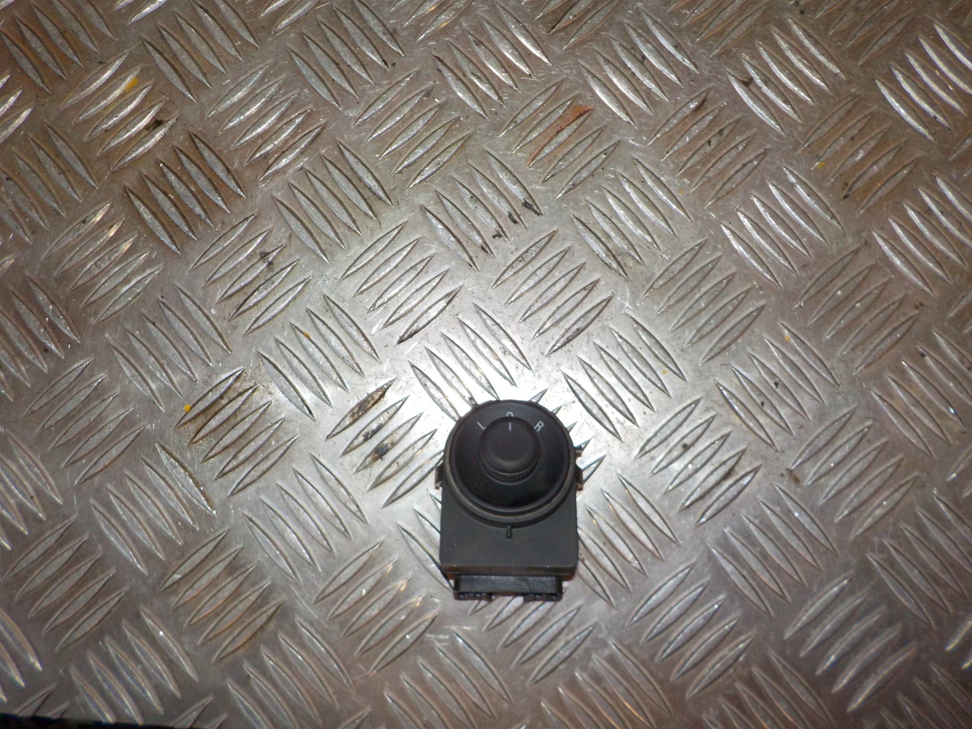 Opel Meriva B Kontakt Sidespejl Med OEM Nr. 13271827 Fra Opel Ophugger