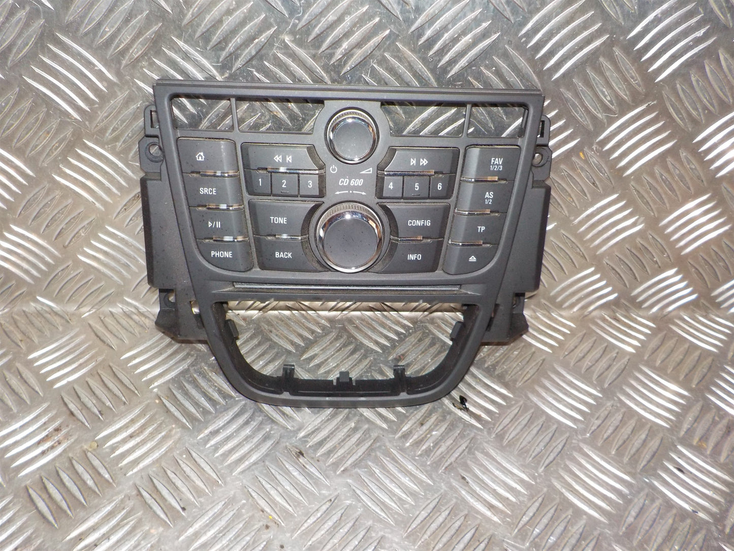 Opel Meriva B Radioforplade Med OEM Nr. 13409864 Fra Opel Ophugger