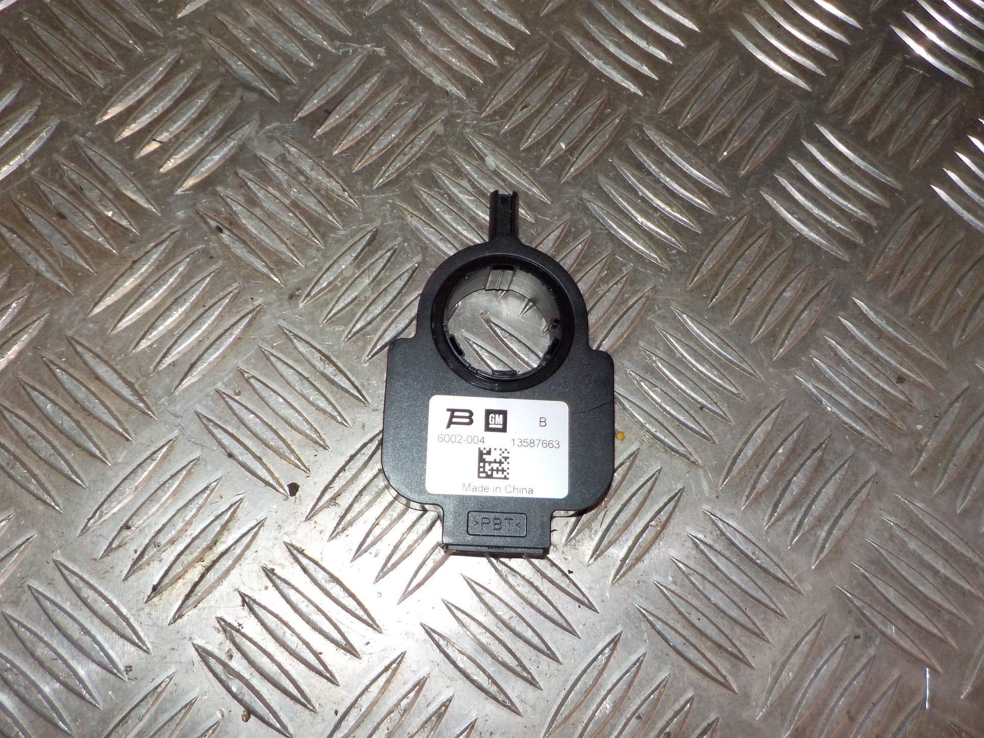 Opel Meriva B Ratvinkelsensor Med OEM Nr. 13587663 Fra Opel Ophugger