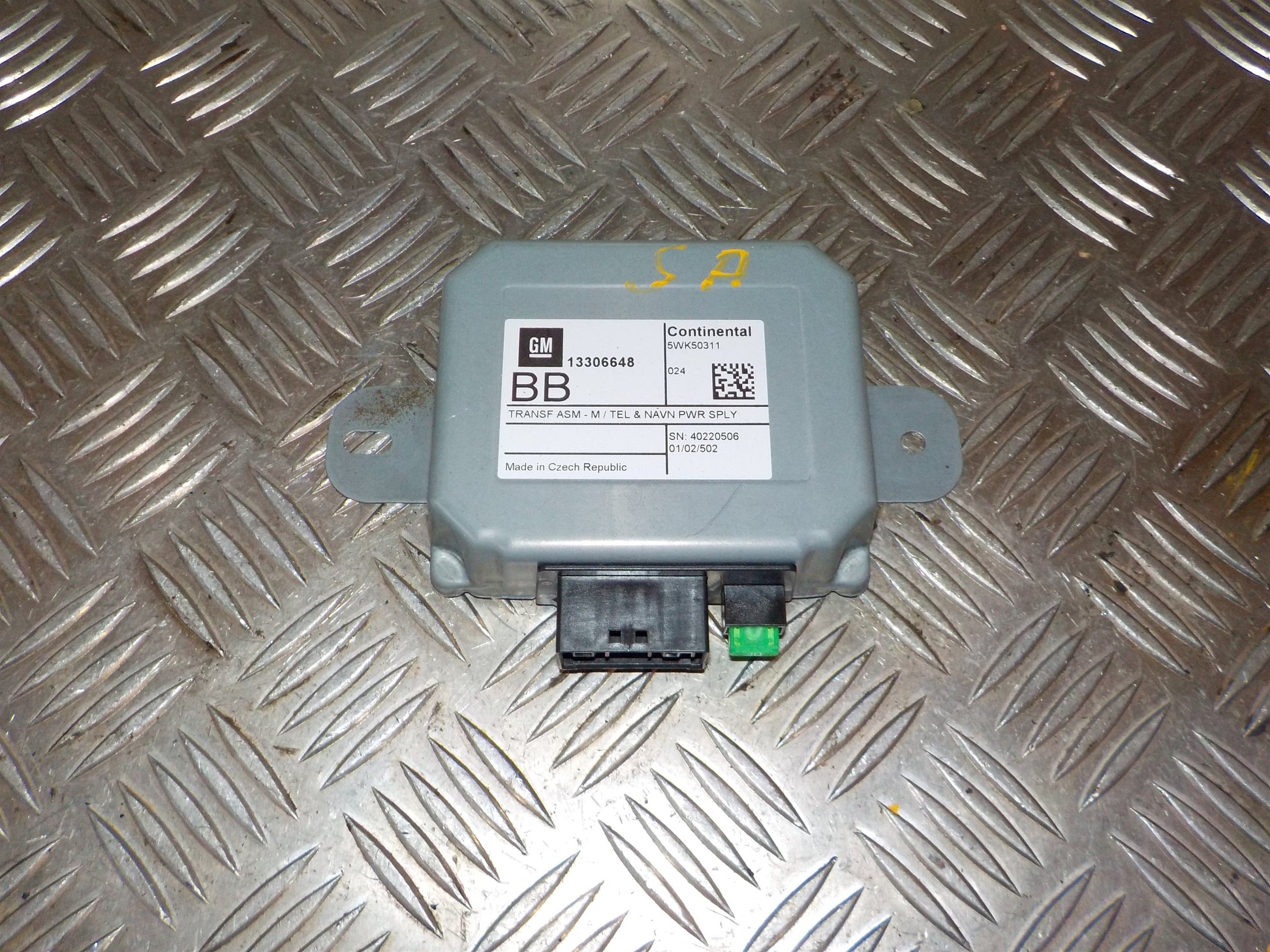 Opel Meriva B Relæ Diverse Med OEM Nr. 13306648 Fra Opel Ophugger