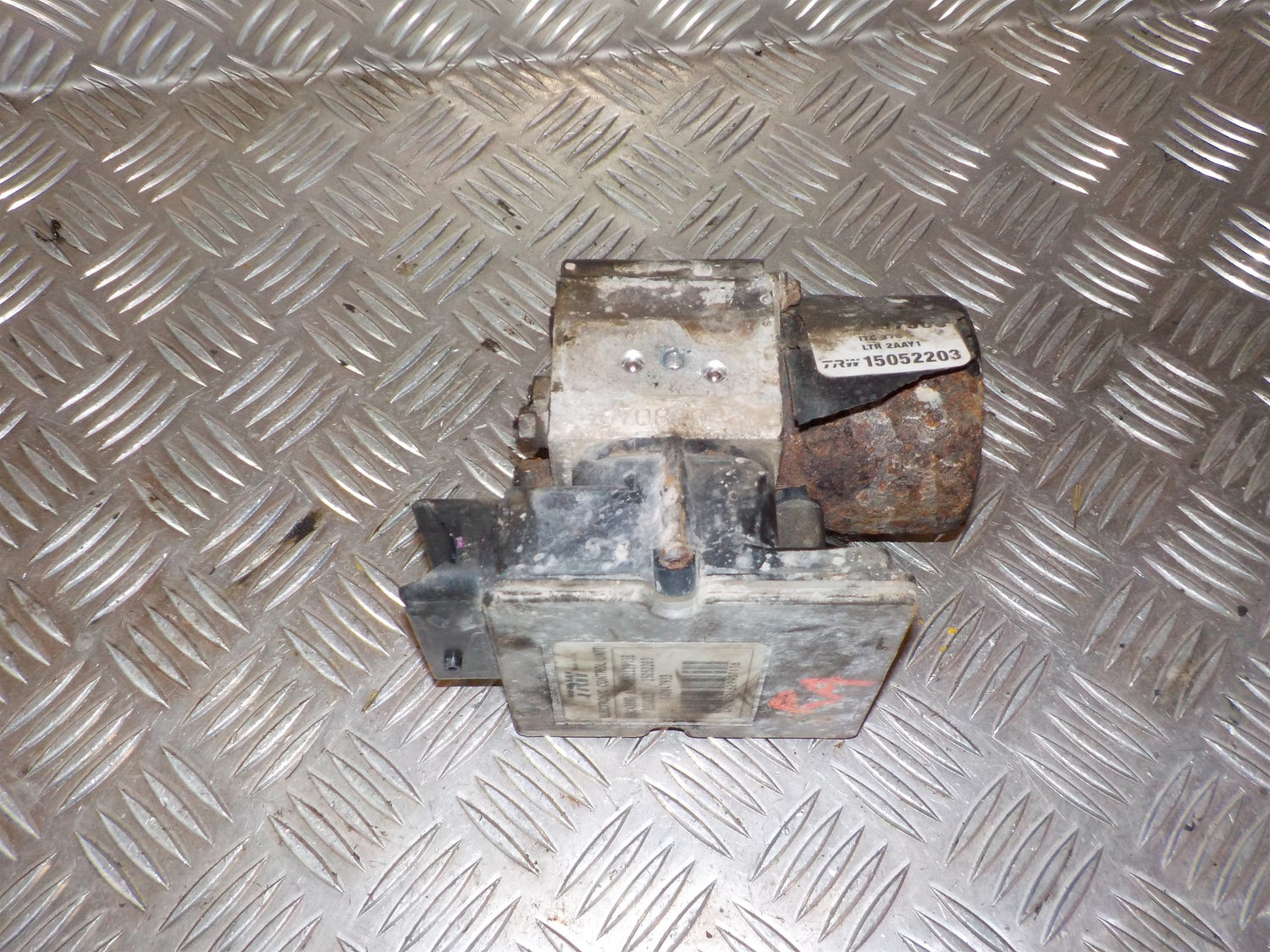 Opel Vivaro 1 ABS Pumpe Med OEM Nr. 93857506 Fra Opel Ophugger