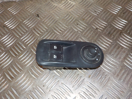 Opel Vivaro 1 Kontakt Rudehejs Med OEM Nr. 9116523 Fra Opel Ophugger