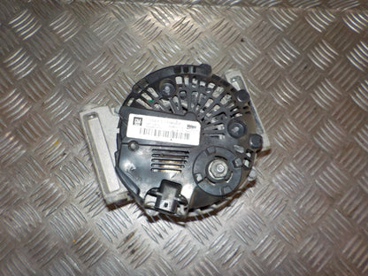 Opel Meriva B Generator Med OEM Nr. 13586366 Fra Opel Ophugger