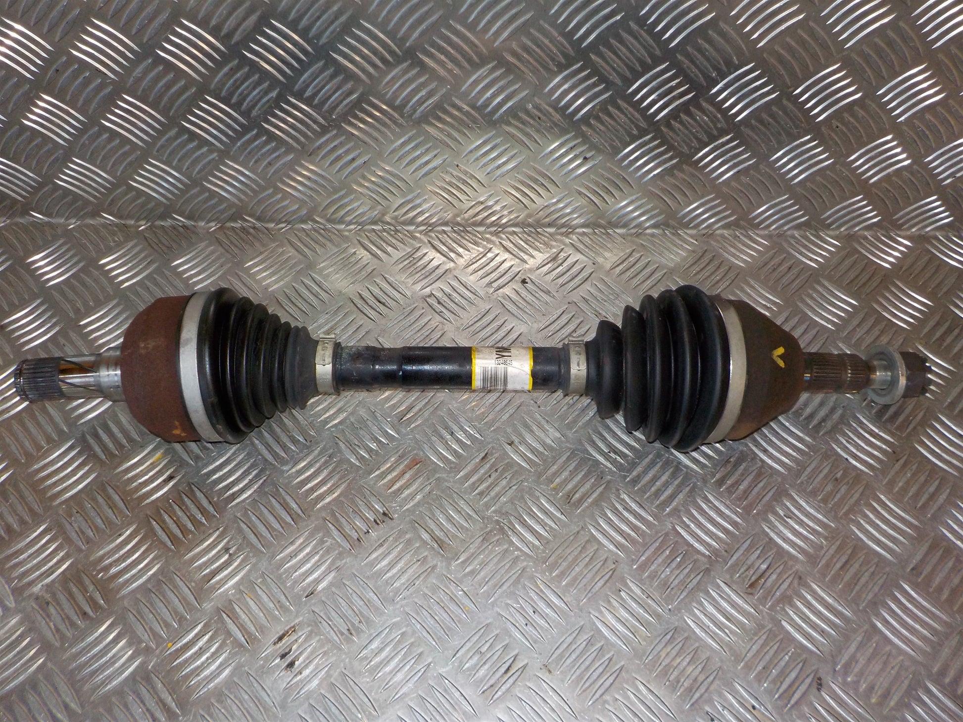 Opel Meriva B Trækaksel For V Med OEM Nr. 13248645 Fra Opel Ophugger