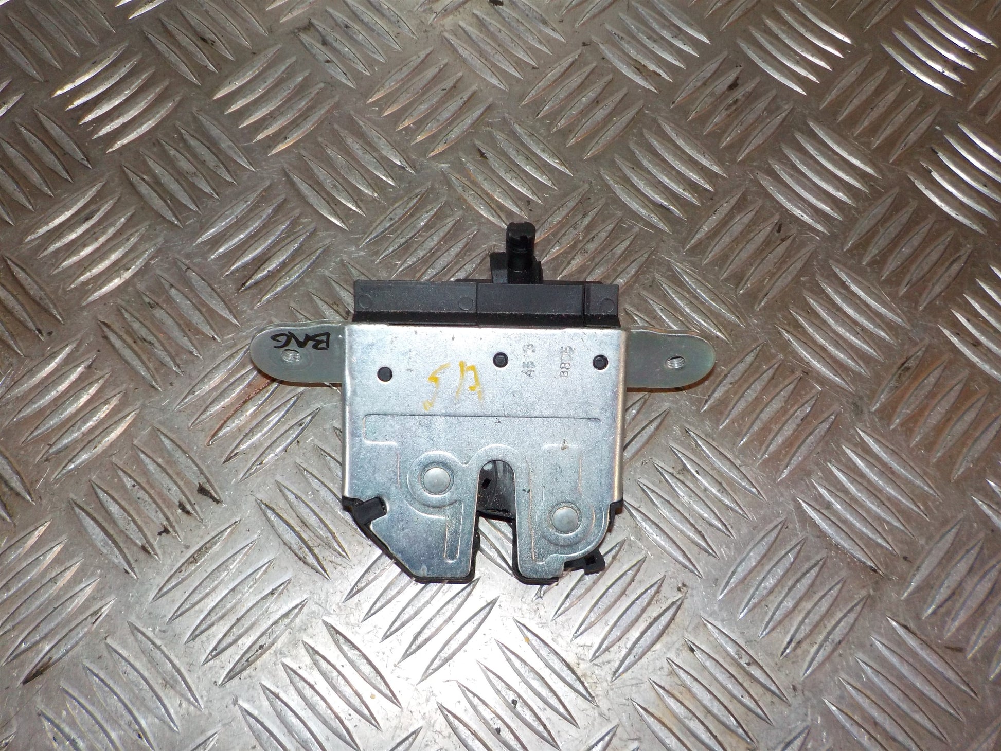 Opel Meriva B Dørlås Med OEM Nr. 13317445 Fra Opel Ophugger