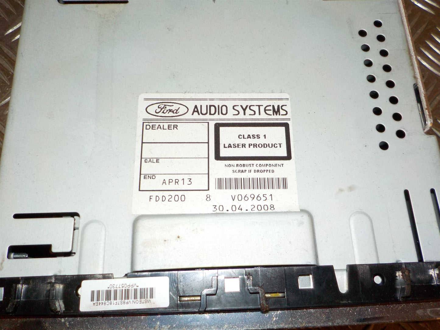 Ford Focus Radio M/Cd Med OEM Nr. 8M5T18C815AB Fra Ford Ophugger