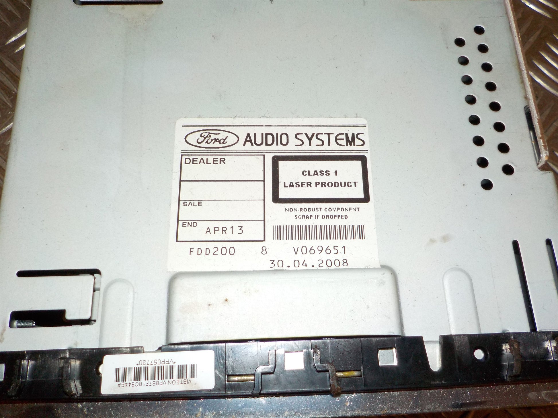 Ford Focus Radio M/Cd Med OEM Nr. 8M5T18C815AB Fra Ford Ophugger