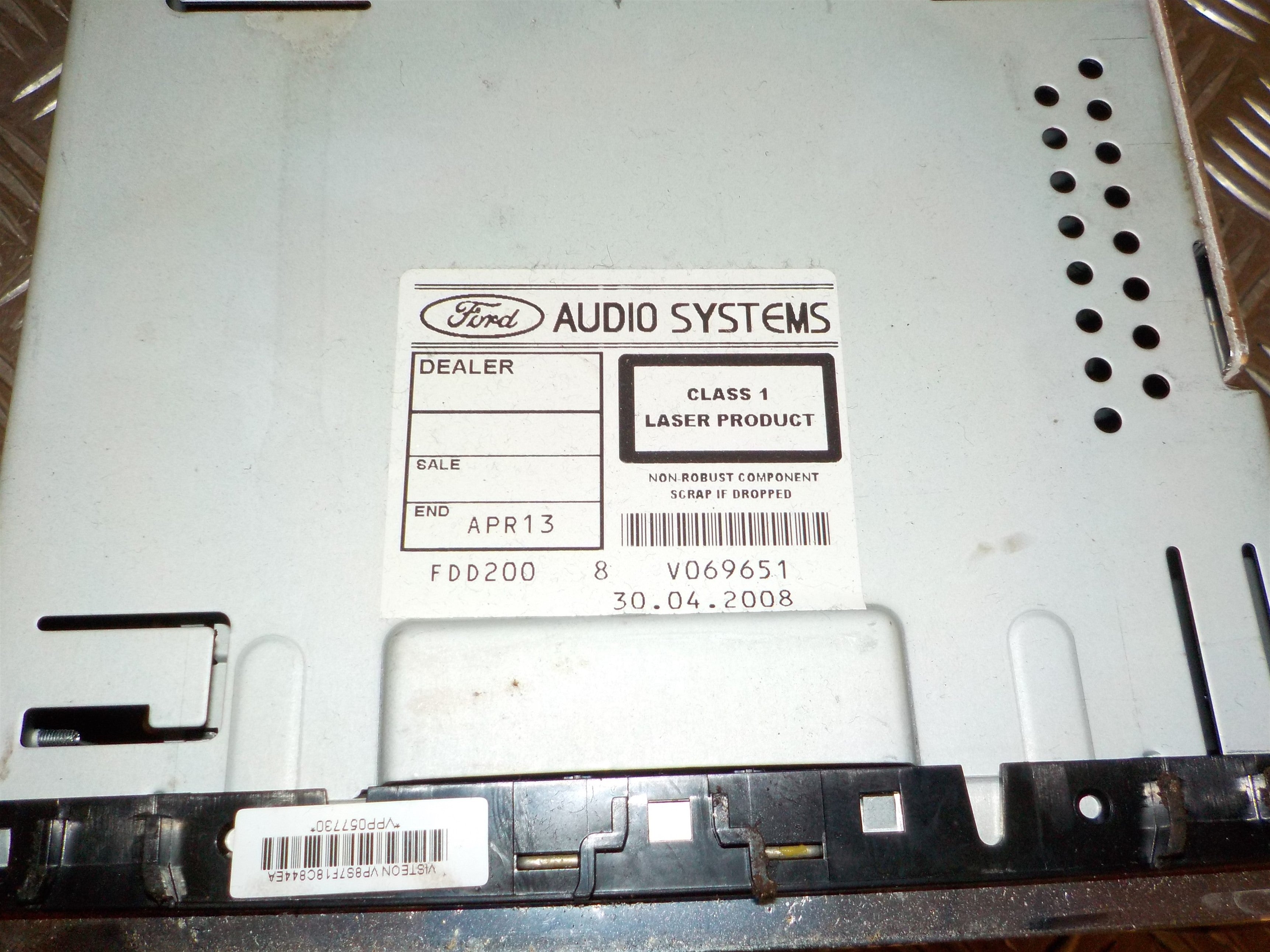 Ford Focus Radio M/Cd Med OEM Nr. 8M5T18C815AB Fra Ford Ophugger