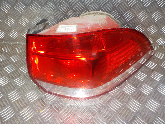 VW Golf 5 1K Baglygte Med OEM Nr. 1K9945096D Fra VW Ophugger