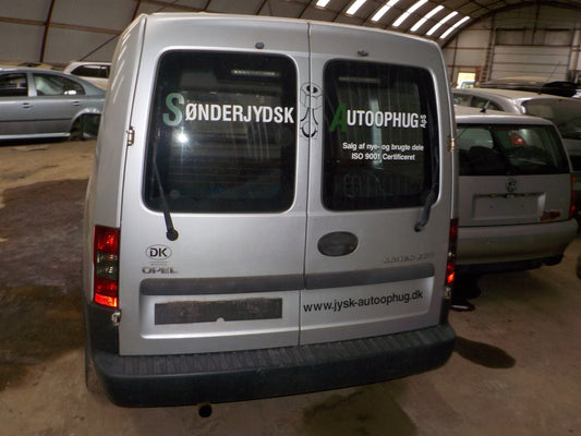 Opel Combo C Pluk-Selv-Bil Med OEM Nr. Ophugger Fra Opel Ophugger