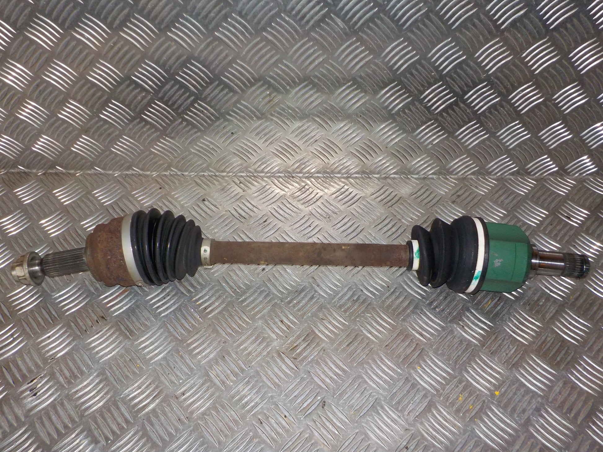 Mitsubishi Lancer Trækaksel For V Med OEM Nr. 3815A457 Fra Mitsubishi Ophugger