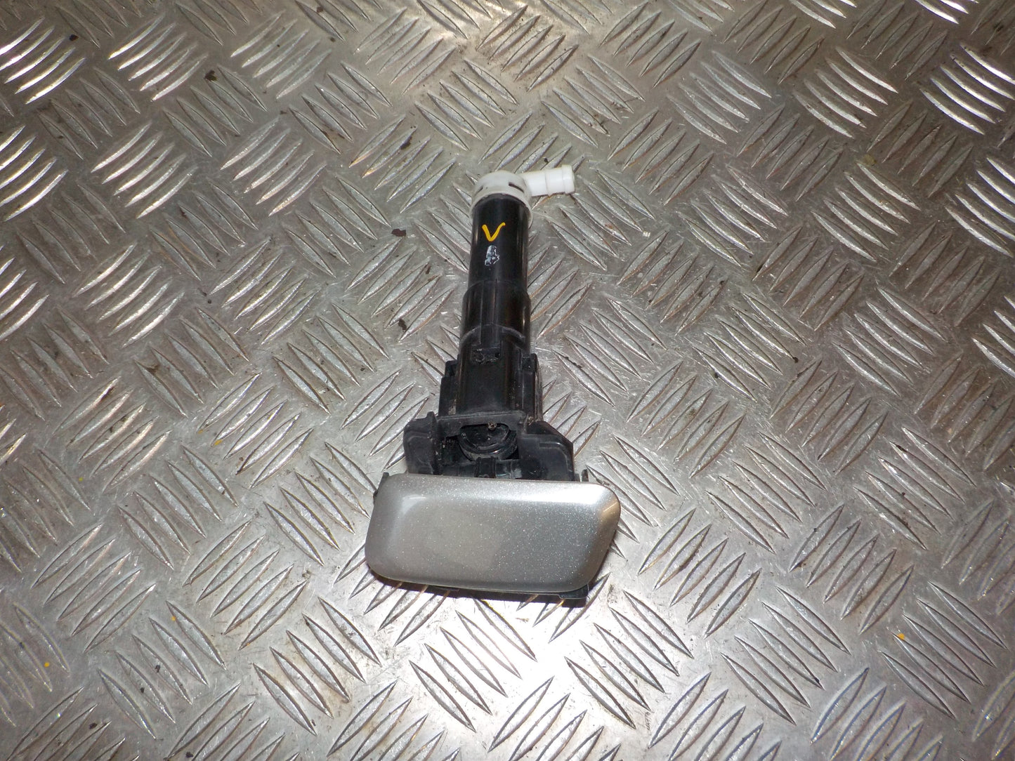 Mitsubishi Lancer Sprinklerdyse Med OEM Nr. Ophugger Fra Mitsubishi Ophugger