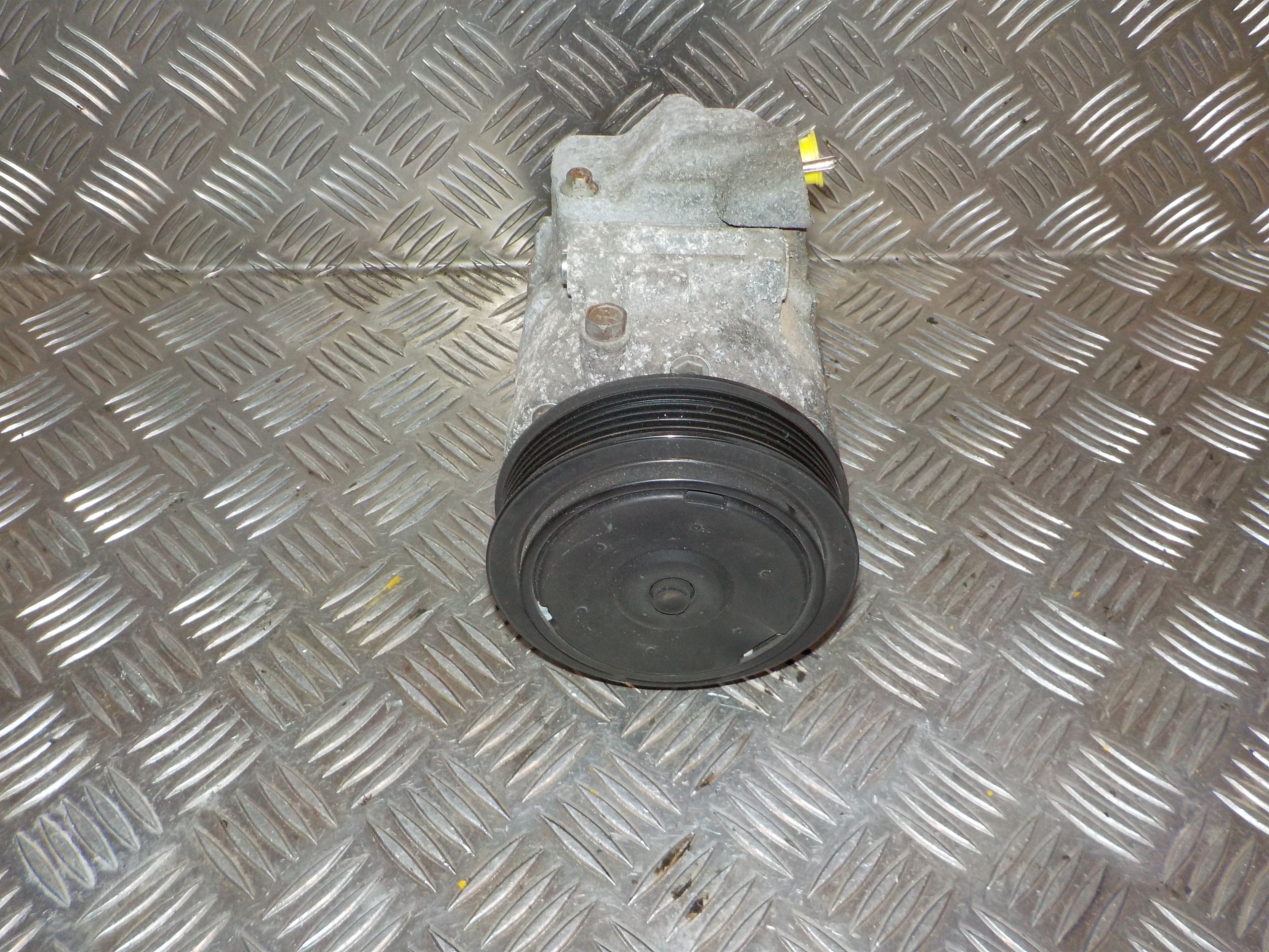 Seat Ibiza Aircondition Pumpe Med OEM Nr. 6Q0820808F Fra Seat Ophugger