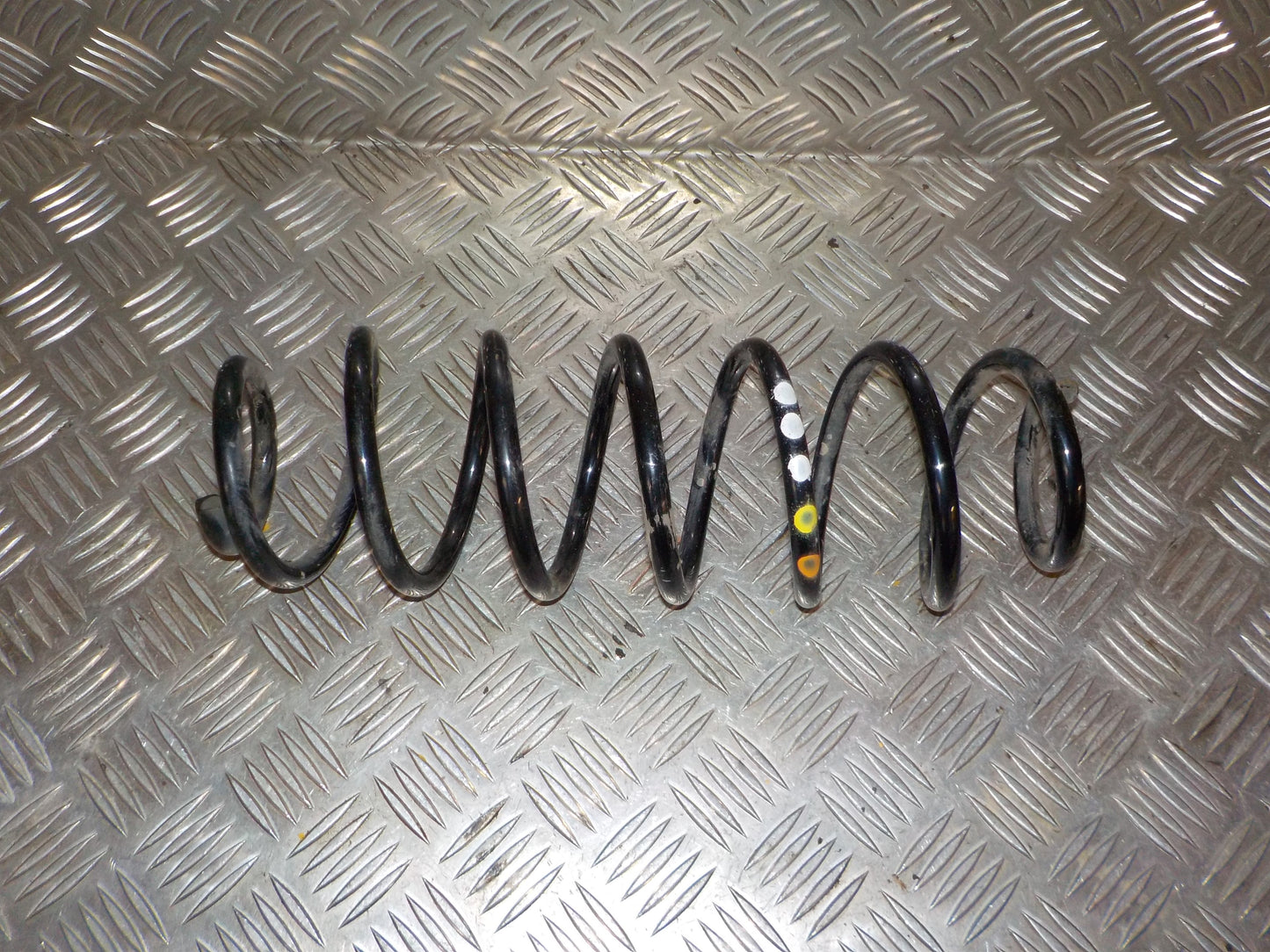 Seat Ibiza 6J Bagfjeder Spiral Med OEM Nr. 6Q0511115AP Fra Seat Ophugger