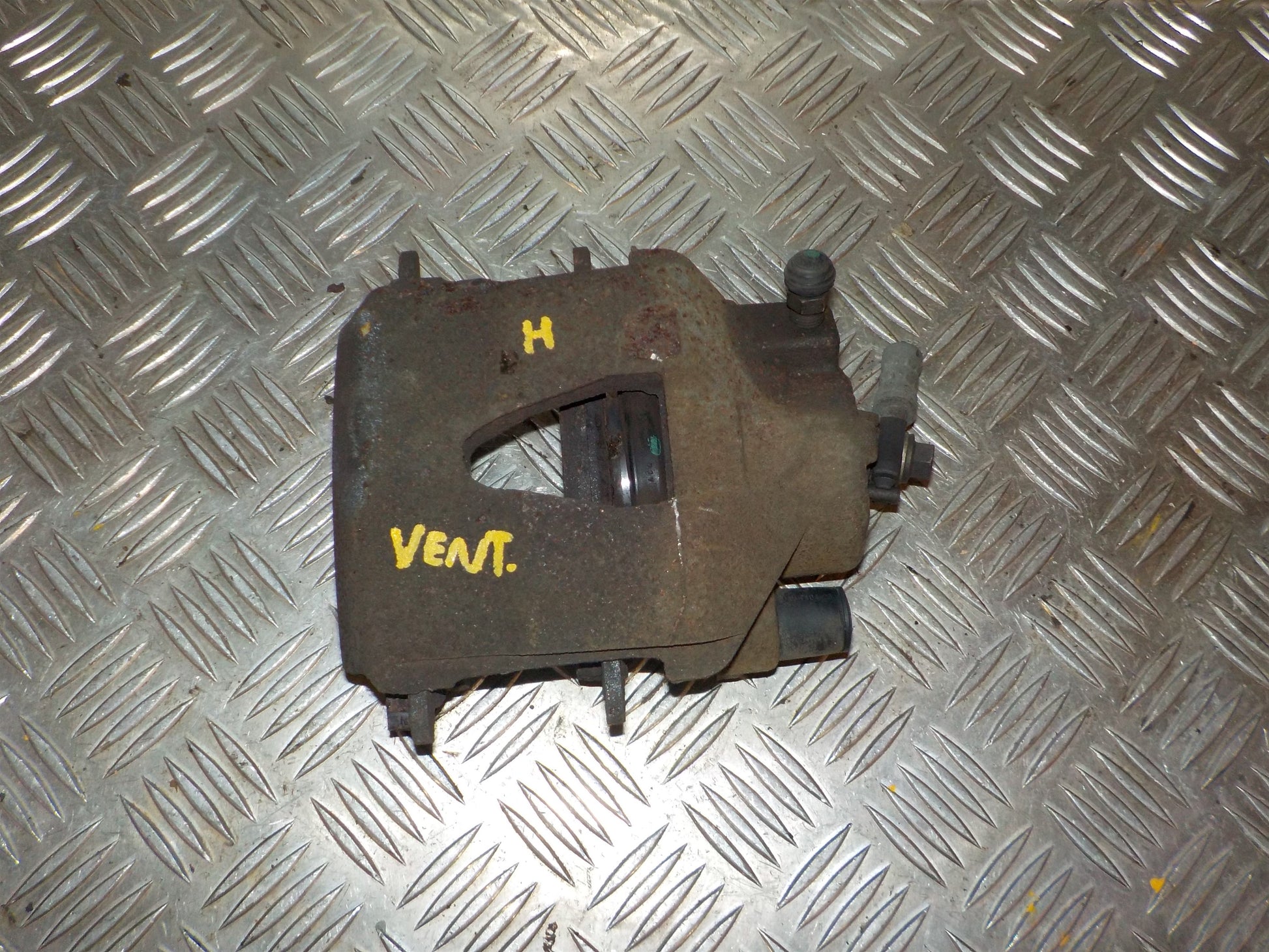 Seat Ibiza 6J Bremsekaliber HF Med OEM Nr. 1K0615124D Fra Seat Ophugger