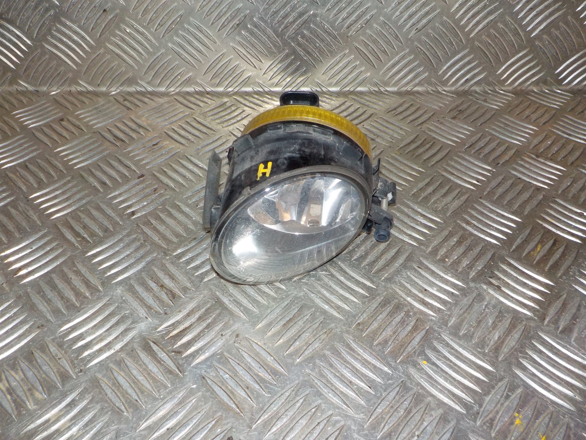 Seat Ibiza 6J Tågelygte For Med OEM Nr. 6J0941702A Fra Seat Ophugger