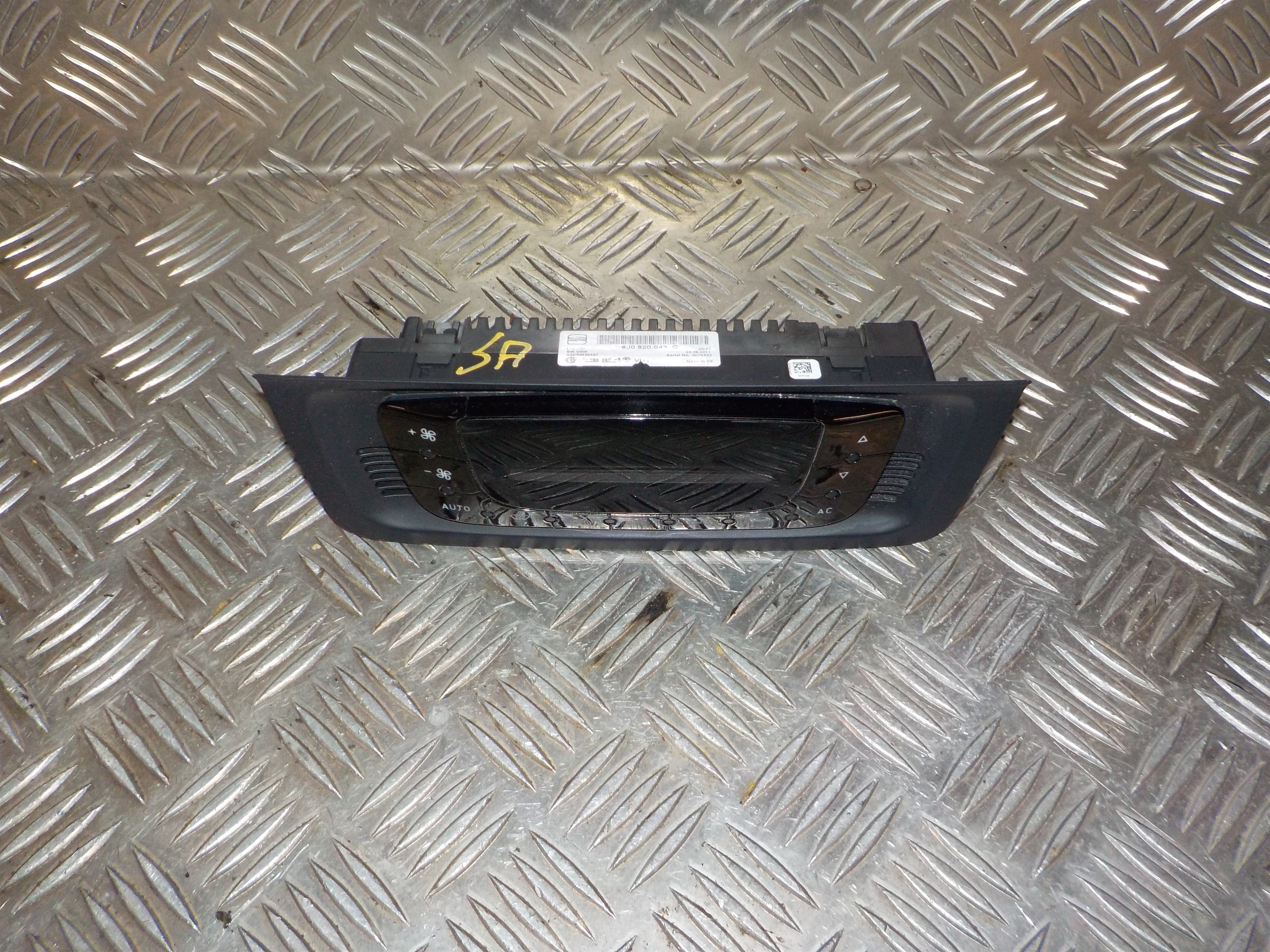 Seat Ibiza Varmeregulering Med OEM Nr. 6J0820043C Fra Seat Ophugger