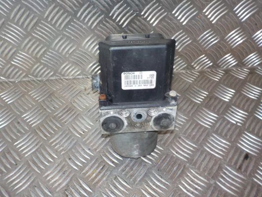 Skoda Superb Abs Pumpe Med OEM Nr. 3U0614517E Fra Skoda Ophugger