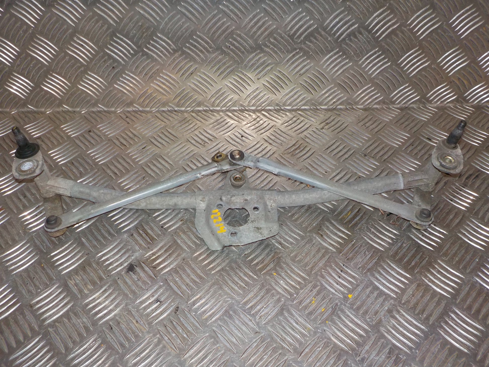 Audi A3 8L Viskertræk Med OEM Nr. 1U1955603C Fra Audi Ophugger