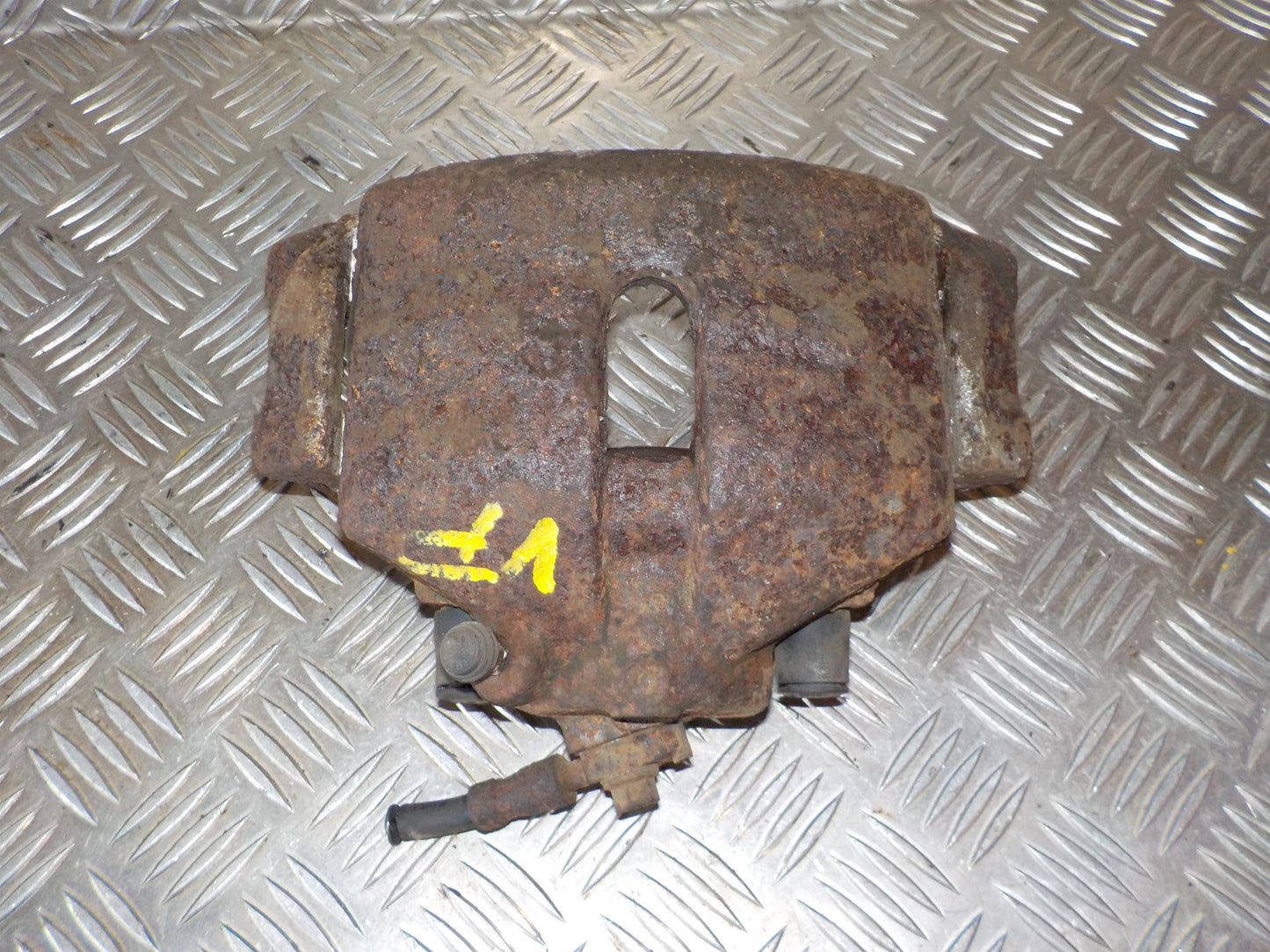 VW Touran 1T GP Bremsekaliber VF Med OEM Nr. Ophugger Fra VW Ophugger