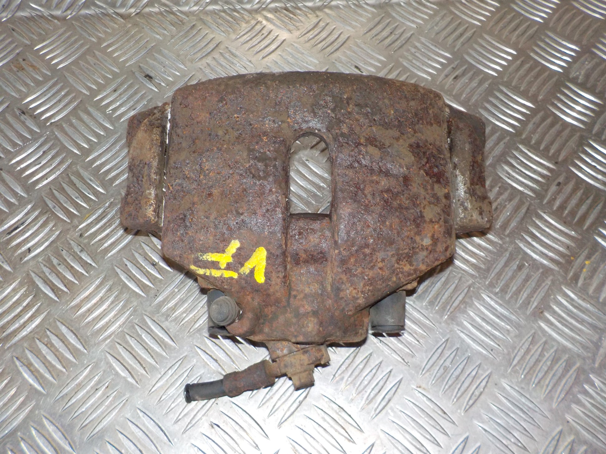 VW Touran 1T GP Bremsekaliber VF Med OEM Nr. Ophugger Fra VW Ophugger