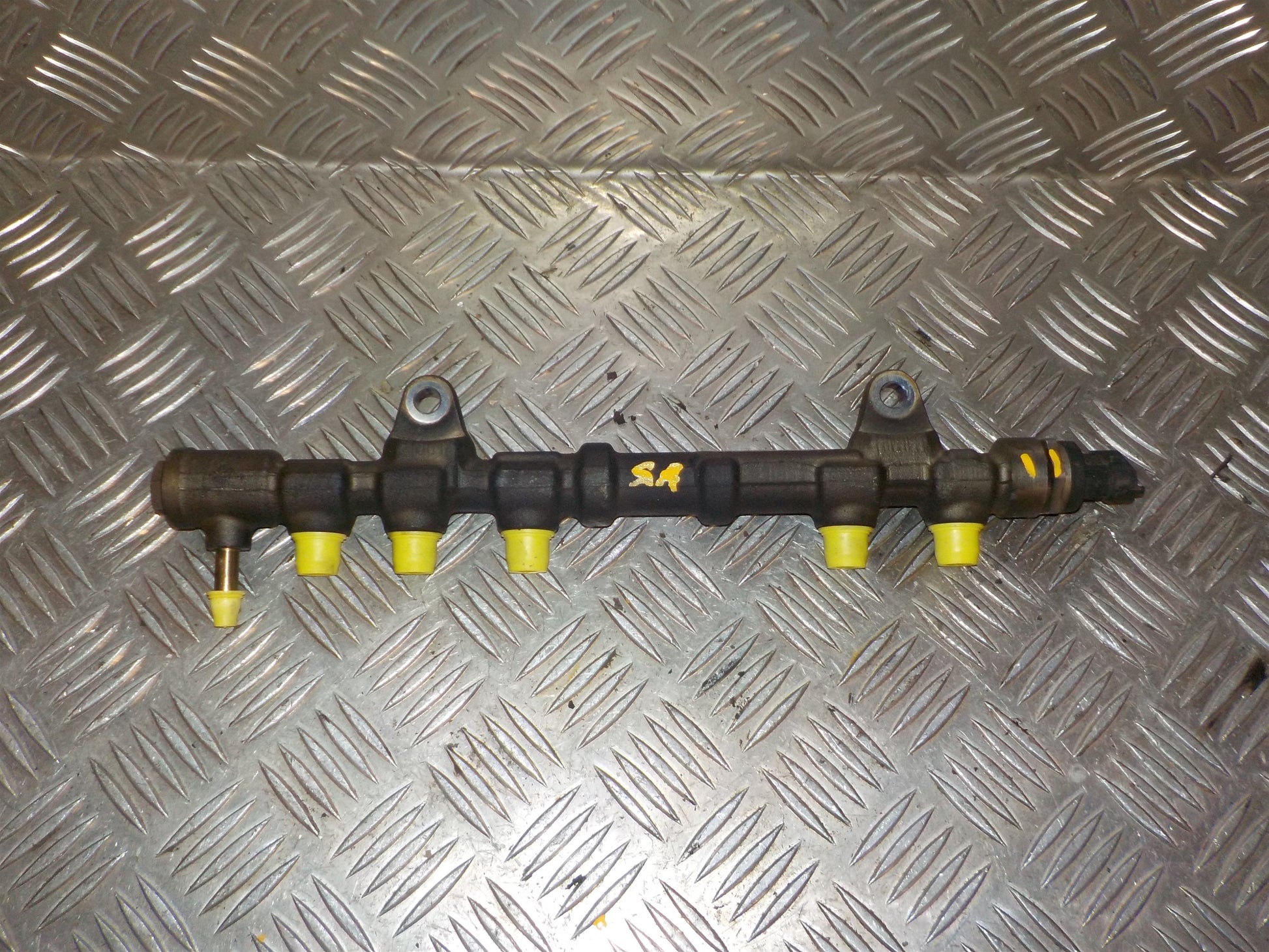 Fiat Doblo Rail Bro Med OEM Nr. 55232355 Fra Fiat Ophugger