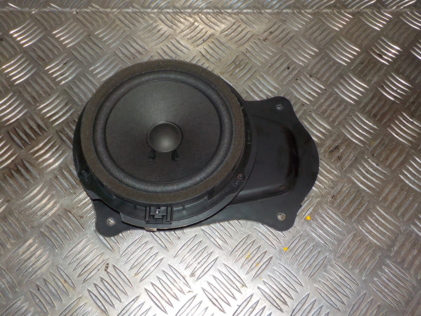 Ford Transit Custom Højttaler Med OEM Nr. BK2118807AA Fra Ford Ophugger