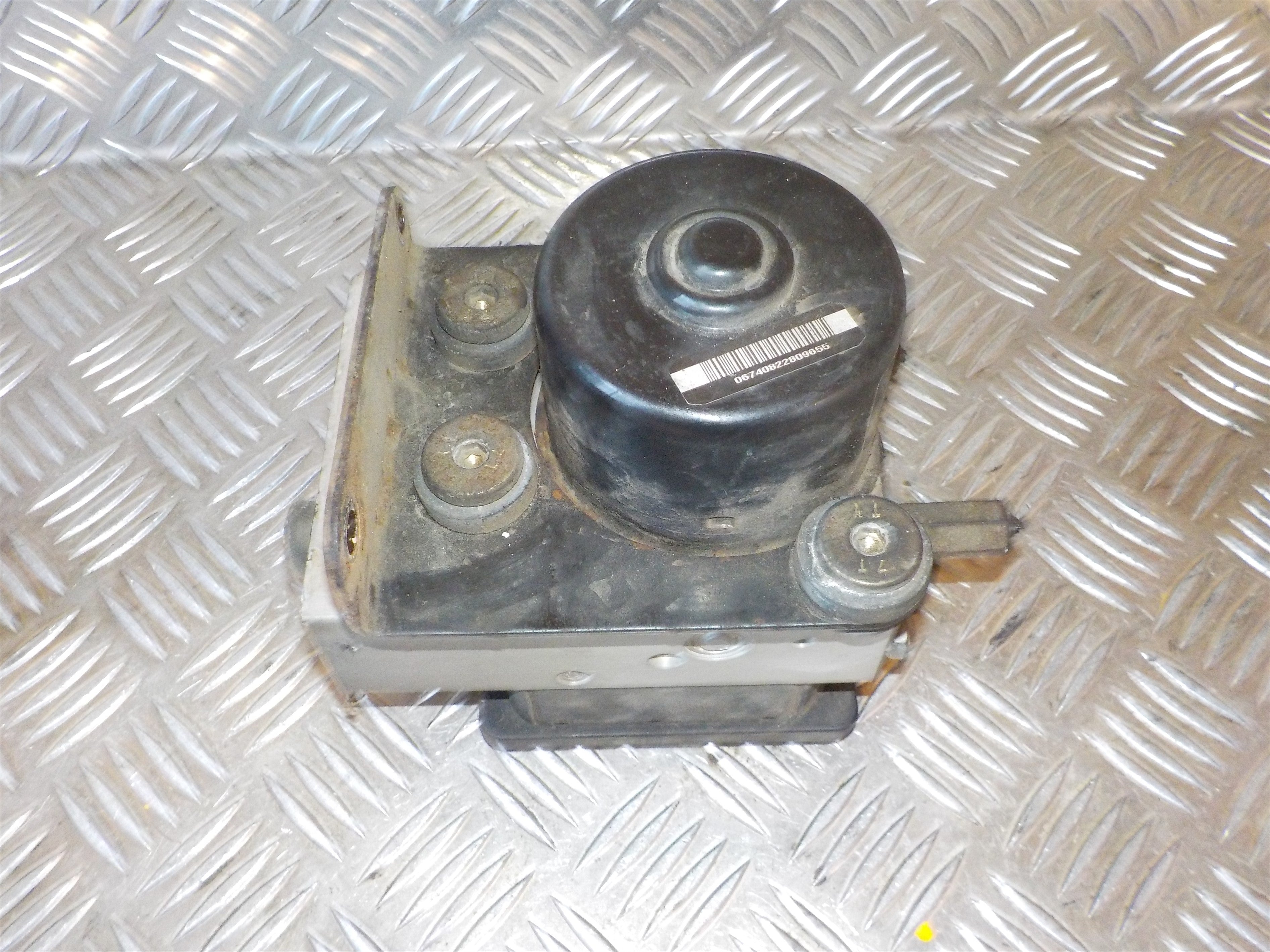 Ssang Yong ABS Pumpe Med OEM Nr. 4894008200 Fra Ssang Yong Ophugger