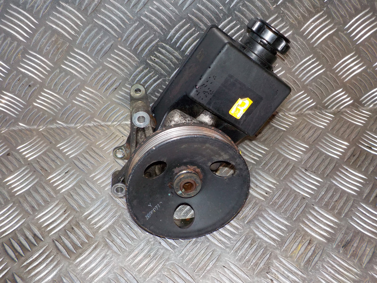 Ssang Yong Servopumpe Med OEM Nr. Ophugger Fra Ssang Yong Ophugger