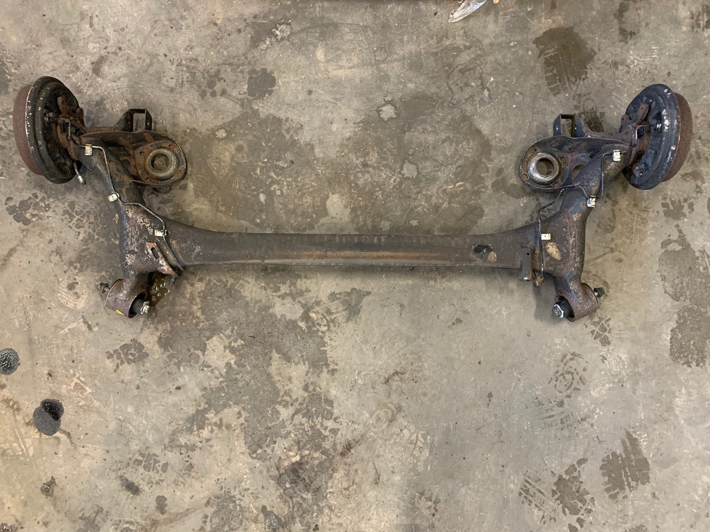 VW Polo 6R Bagbro  Med OEM Nr. 6R0500051B Fra VW Ophugger