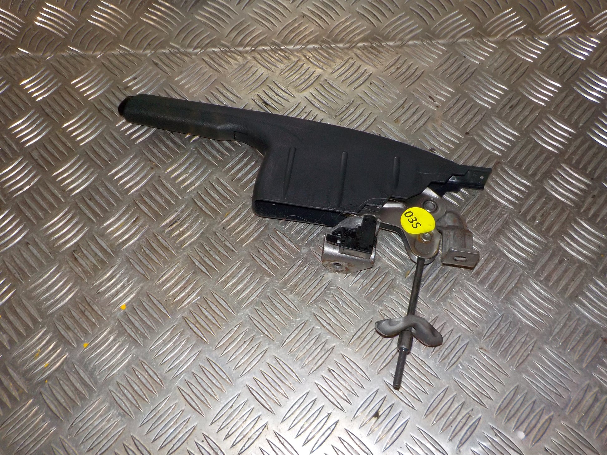 VW UP Håndbremse Med OEM Nr. 1S0711301D Fra VW Ophugger