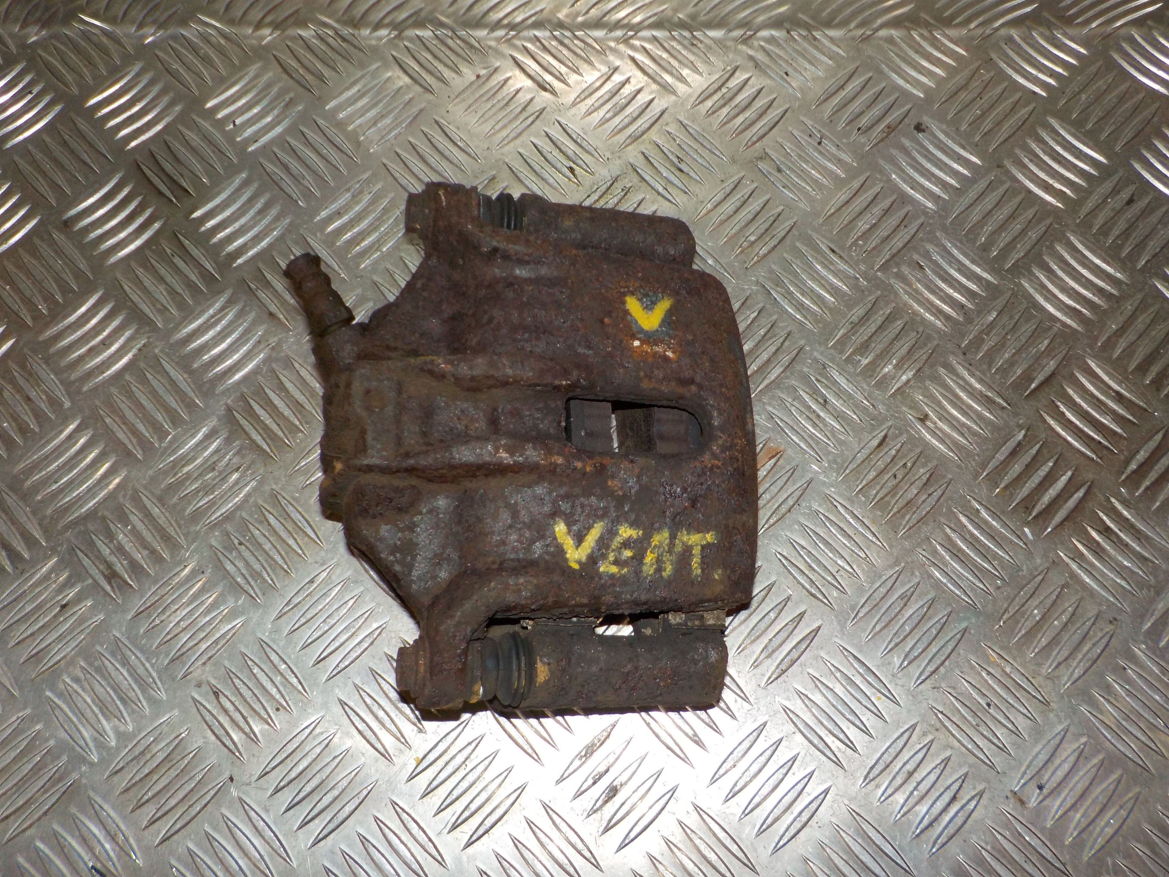 Citroen C3 II Bremsekaliber Vf Med OEM Nr. 4400R6 Fra Citroen Ophugger