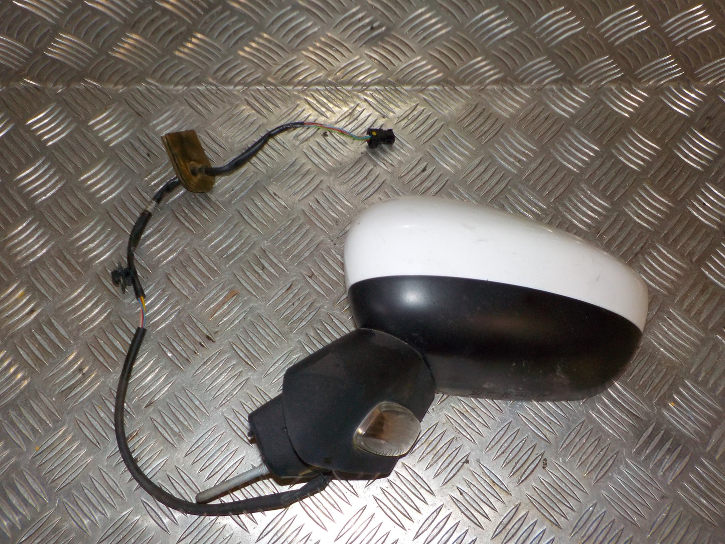 Citroen C3 II Sidespejl Med OEM Nr. 8154AQ Fra Citroen Ophugger