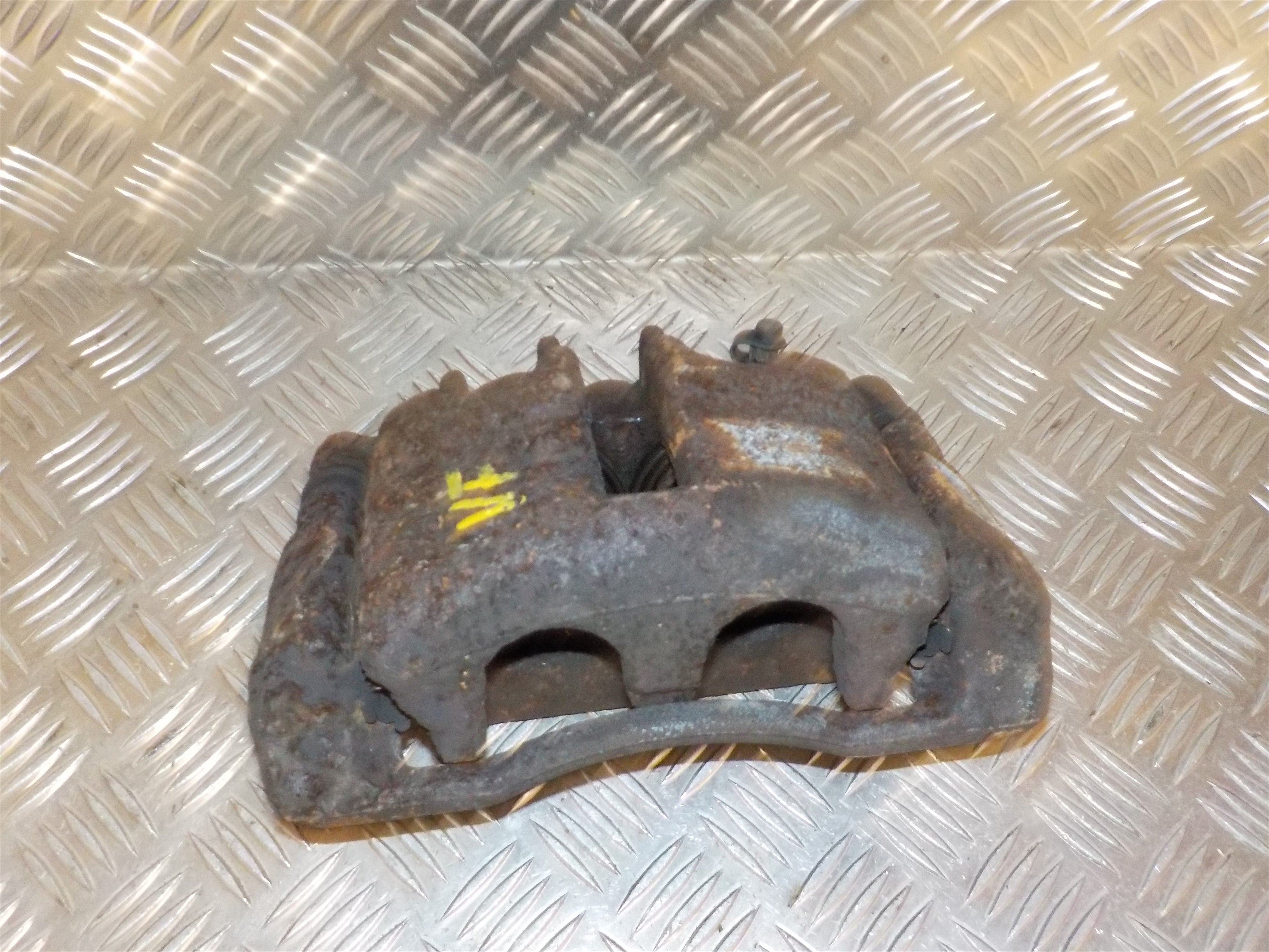 Peugeot Expert Bremsekaliber Vf Med OEM Nr. 4401L2 Fra Peugeot Ophugger