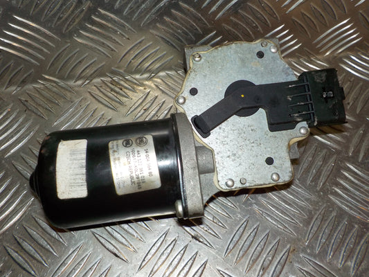 Peugeot Expert Viskermotor Med OEM Nr. Ophugger Fra Peugeot Ophugger