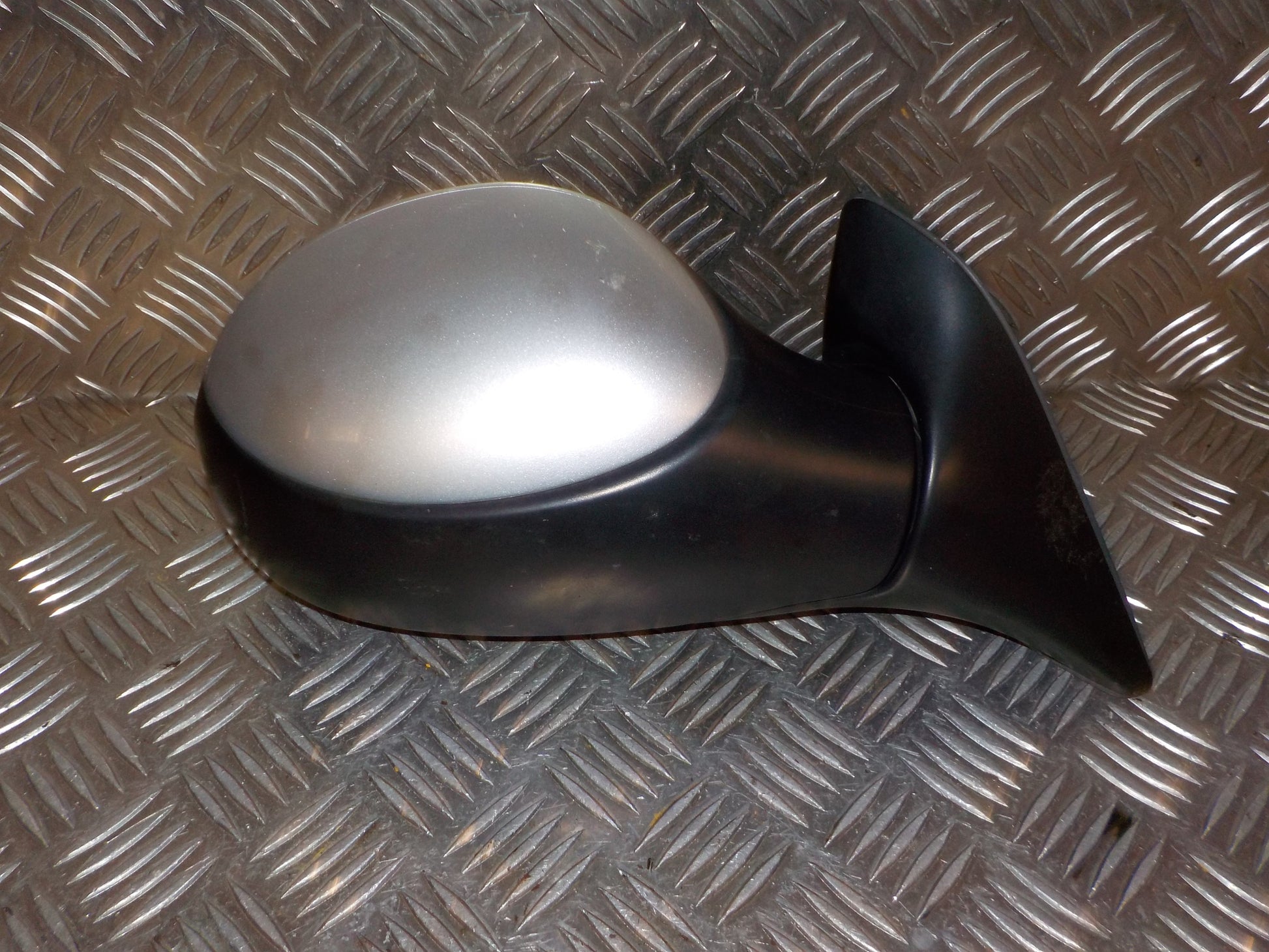 Citroen Xsara Picasso Sidespejl Med OEM Nr. 815355 Fra Citroen Ophugger