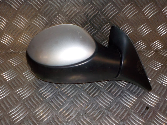 Citroen Xsara Picasso Sidespejl Med OEM Nr. 815355 Fra Citroen Ophugger