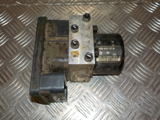 VW Polo 9N Abs Pumpe Med OEM Nr. 6Q0907379L Fra VW Ophugger