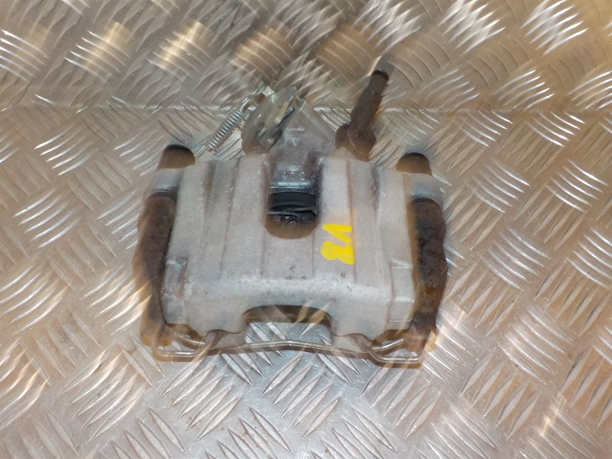 Opel Vectra C Bremsekaliber VB Med OEM Nr. 93172298 Fra Opel Ophugger