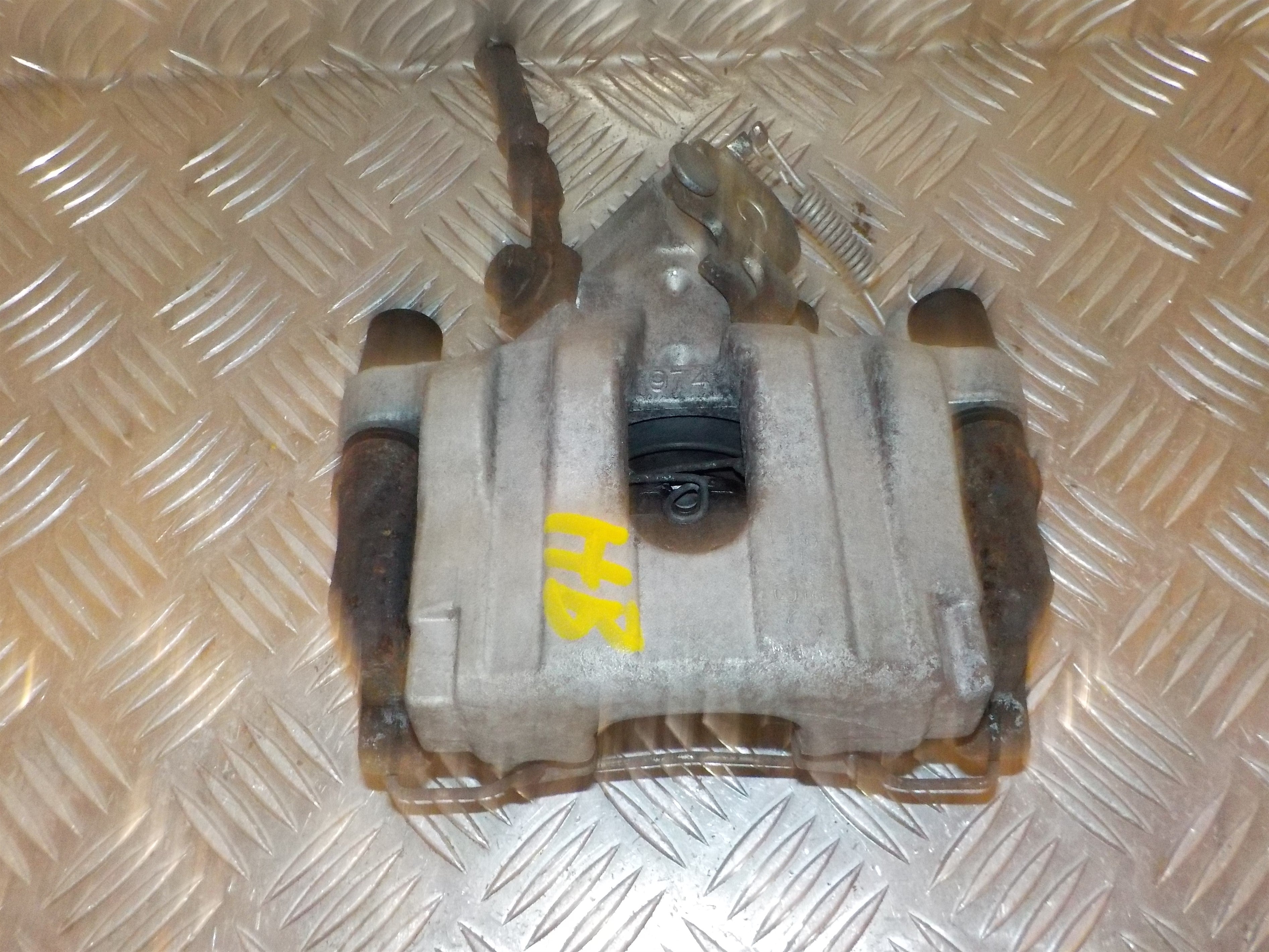 Opel Vectra C Bremsekaliber Hb Med OEM Nr. 93172297 Fra Opel Ophugger
