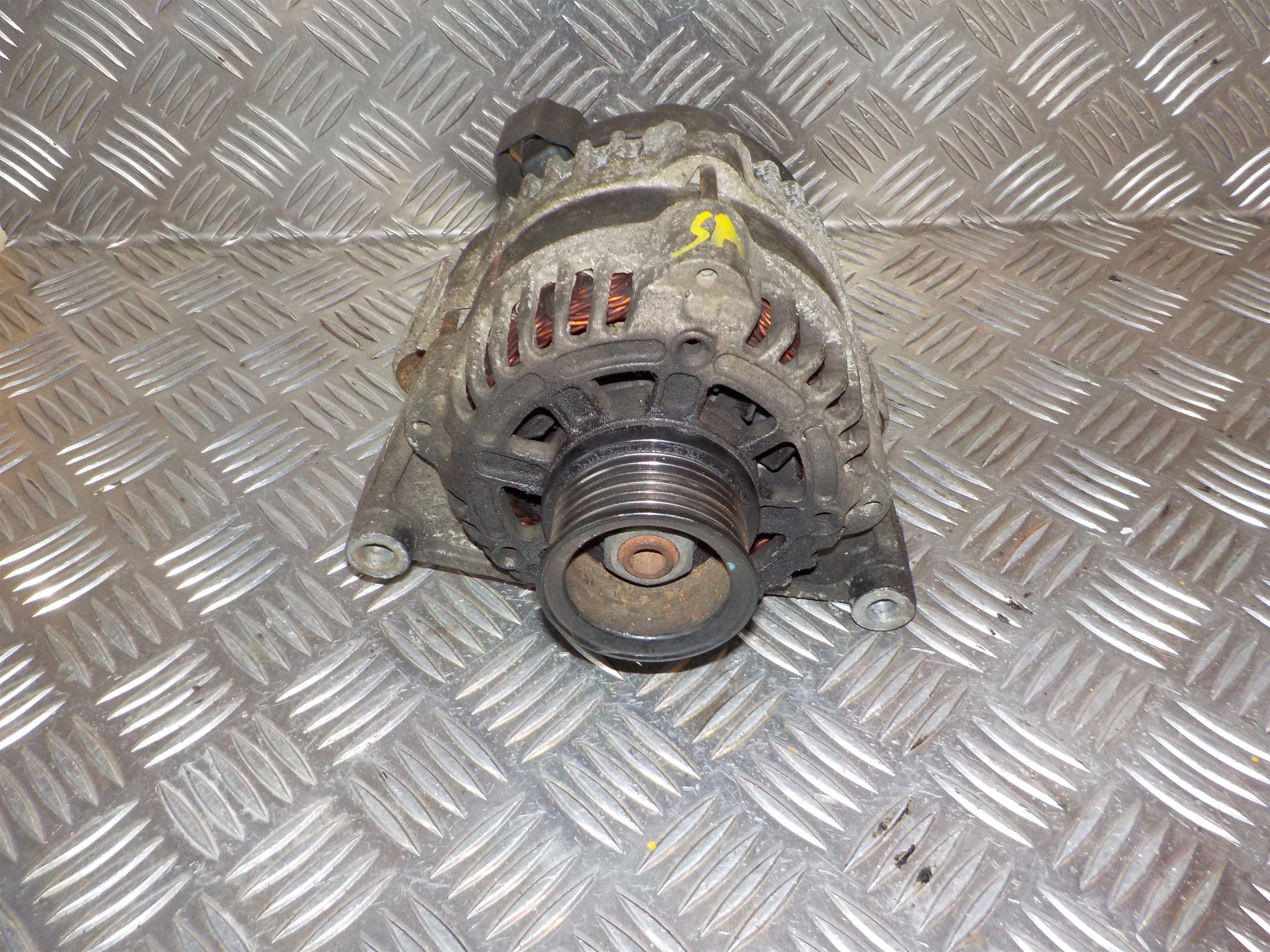 Chevrolet Aveo Generator Med OEM Nr. 13579664 Fra Chevrolet Ophugger