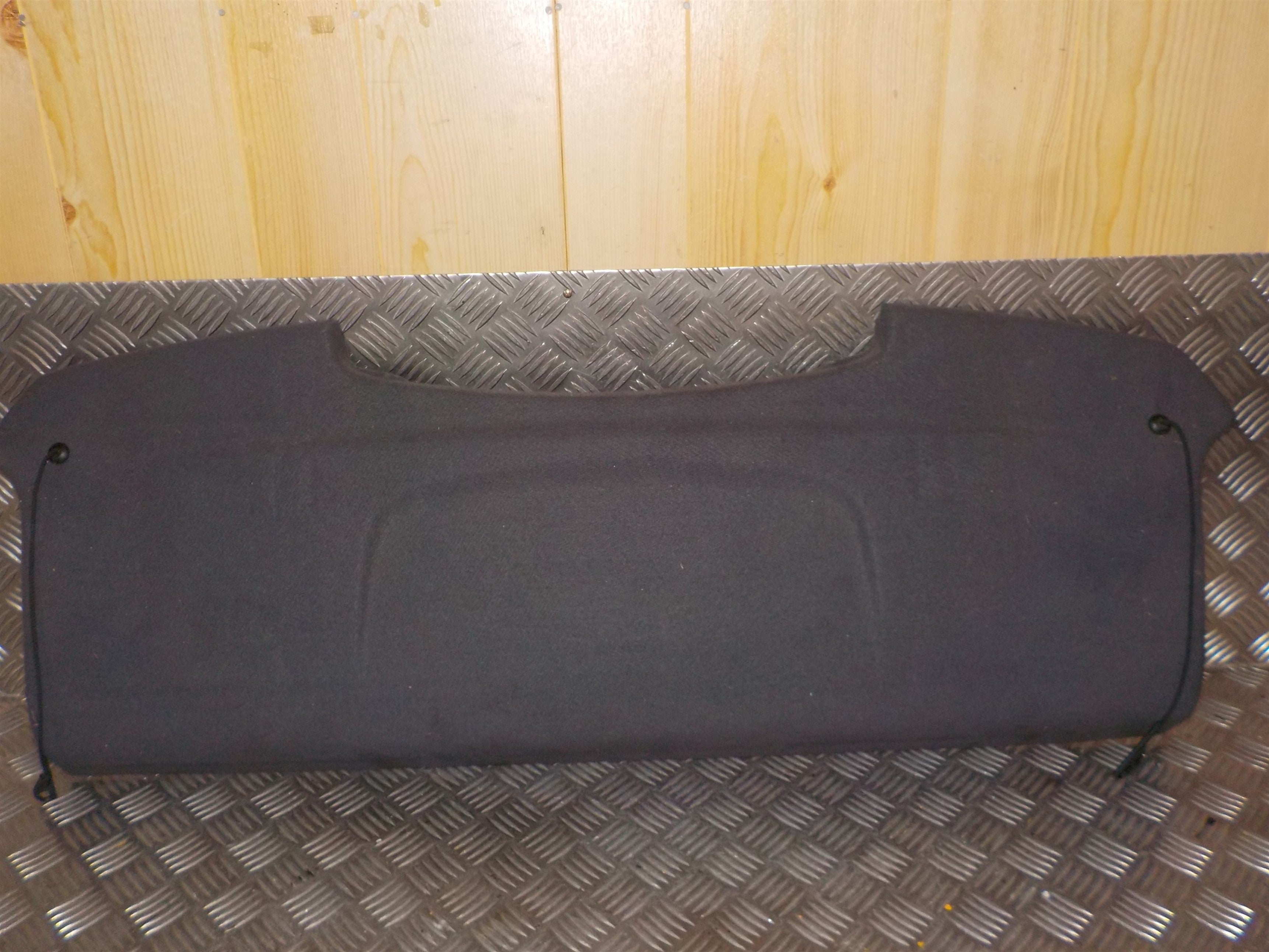 VW Fox 5Z Baghylde/Hattehylde Med OEM Nr. Ophugger Fra VW Ophugger
