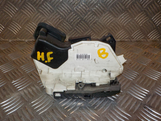 VW Polo 6R Dørlås Med OEM Nr. 5K1837016B Fra VW Ophugger