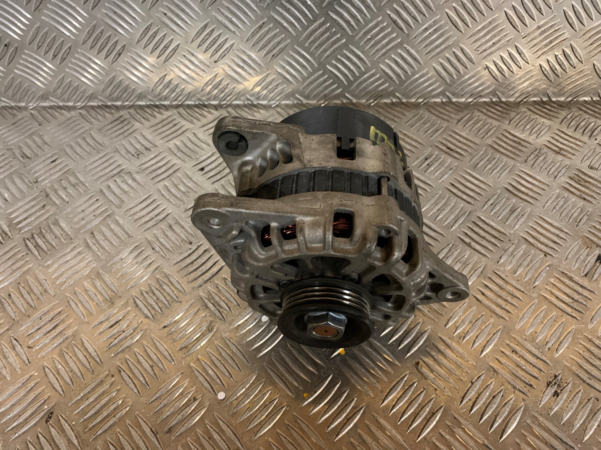 Hyundai Accent Generator Med OEM Nr. 3730022600 Fra Hyundai Ophugger