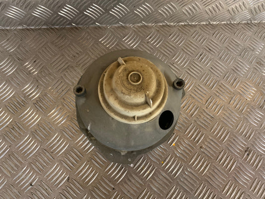 Audi 80 Forlygte Med OEM Nr. Ophugger Fra Audi Ophugger