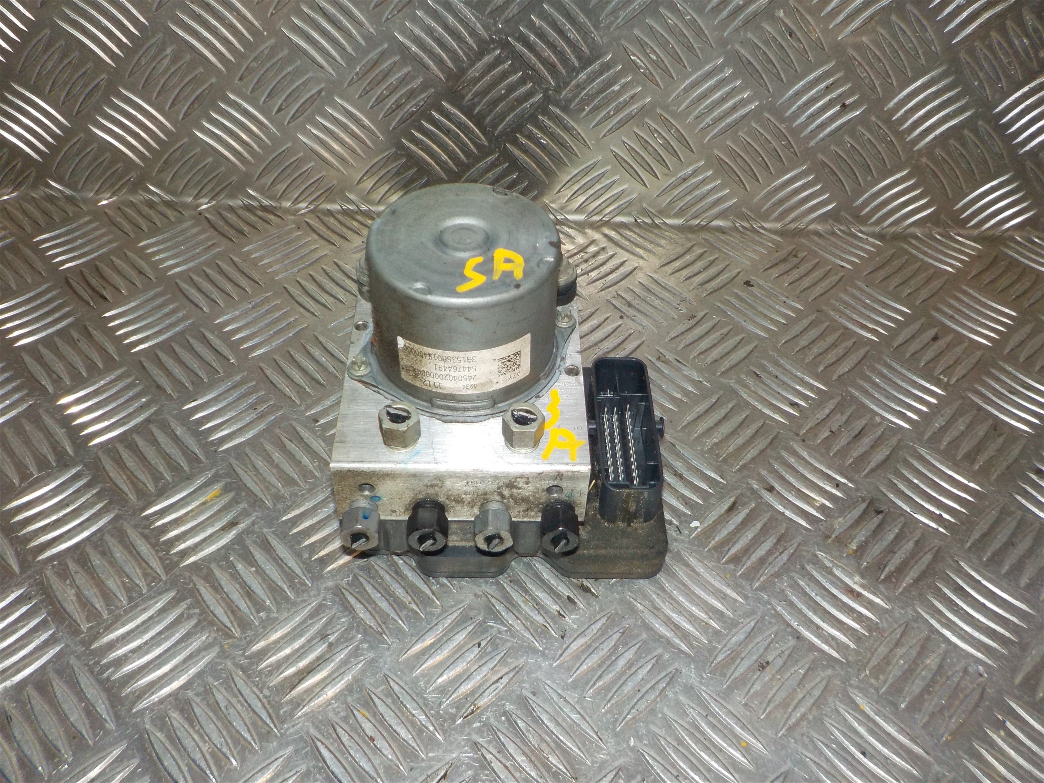 Opel Karl ABS Pumpe Med OEM Nr. 544764491 Fra Opel Ophugger